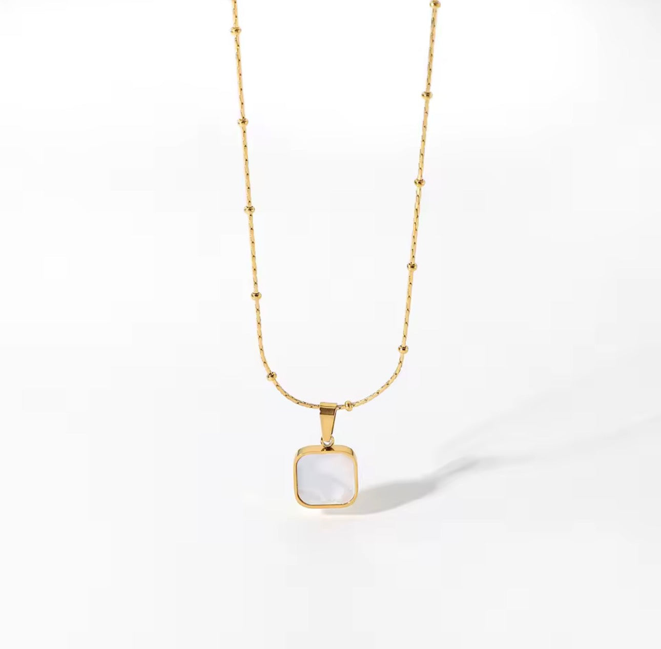 Mother of Pearl Pendant